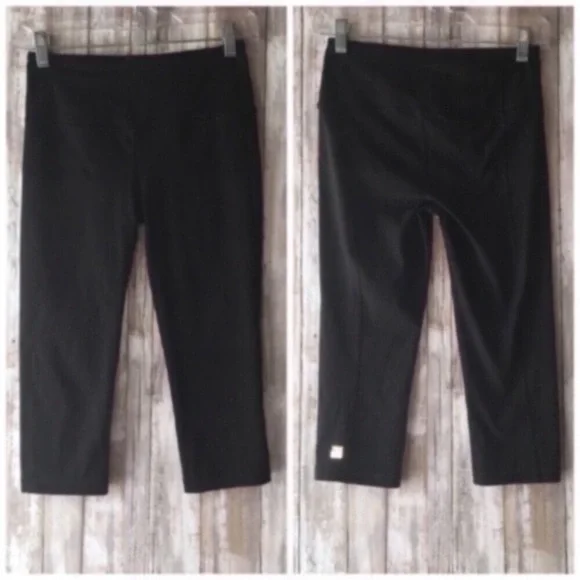 Victoria's Secret VSX Black Crop Leggings - Picture 2 of 7